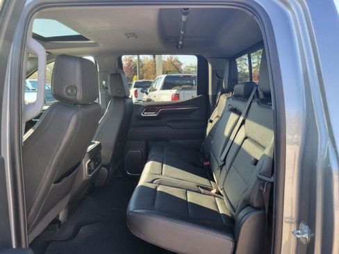 Used 2023 GMC Sierra 1500 Denali w/ Technology Package AWD/4WD image 27