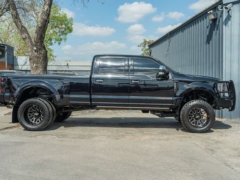 Used 2019 Ford F350 Platinum w/ Platinum Ultimate Package image 7