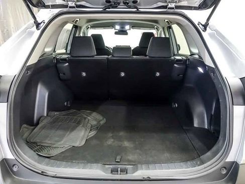 Certified 2022 Toyota RAV4 LE FWD image 17