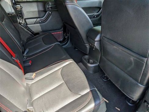 Certified 2018 Jeep Wrangler Unlimited Rubicon AWD/4WD image 24