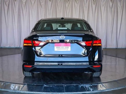New 2025 Nissan Altima 2.5 S image 4