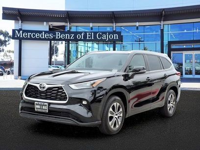 Used 2023 Toyota Highlander XLE