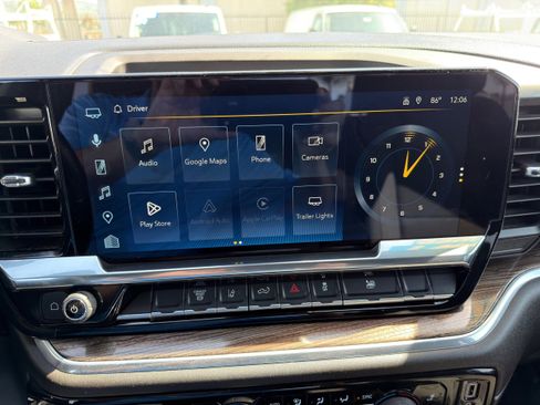 Used 2025 Chevrolet Silverado 2500 LT w/ Convenience Package image 32