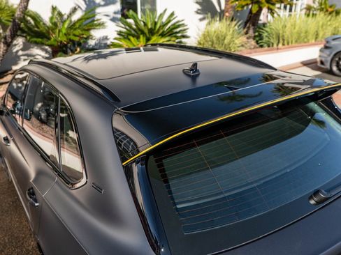 Used 2025 Bentley Bentayga S Black Edition image 45