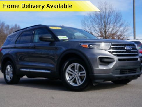 Used 2022 Ford Explorer XLT w/ Class IV Trailer Tow Package image 1