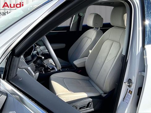 Used 2025 Audi Q3 2.0T Premium Plus w/ Premium Plus Package image 21