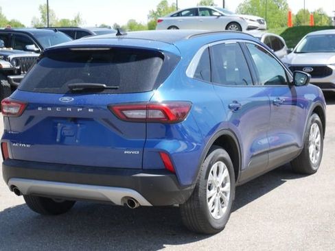 Used 2023 Ford Escape Active w/ Tech Pack #2 AWD/4WD image 13