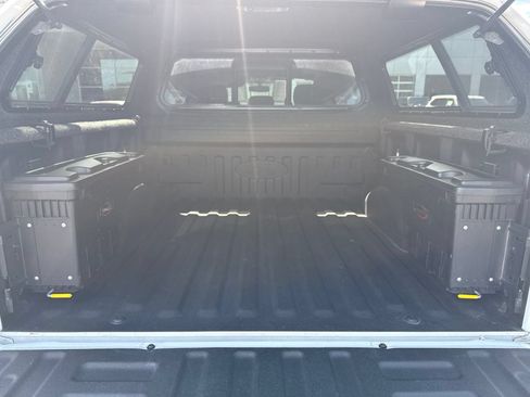 Used 2020 Ford F150 Platinum w/ Equipment Group 701A Luxury AWD/4WD image 9