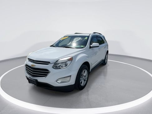 Used 2017 Chevrolet Equinox LT w/ Convenience Package FWD image 6