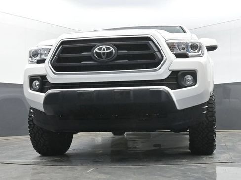 Used 2023 Toyota Tacoma SR5 w/ Technology Package RWD image 39
