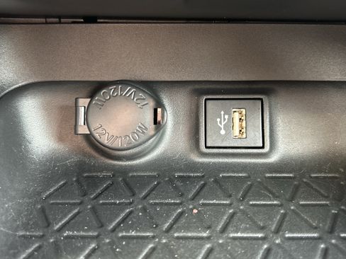 Certified 2023 Toyota RAV4 SE AWD/4WD image 30