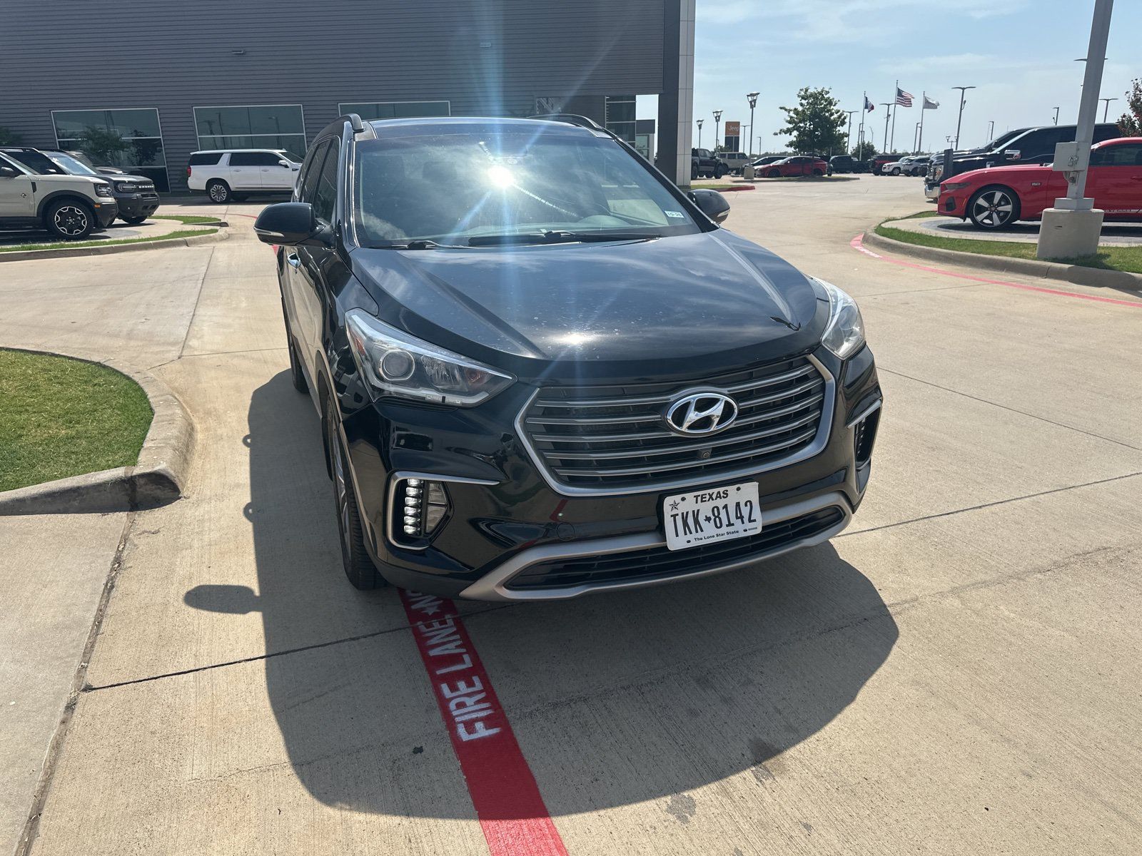 Used 2017 Hyundai Santa Fe Limited w/ Cargo Package AWD/4WD image 2