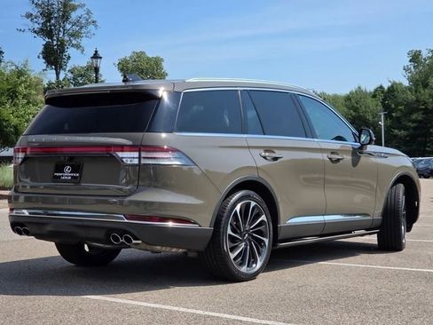 Used 2025 Lincoln Aviator Reserve w/ Equipment Group 201A AWD/4WD image 23