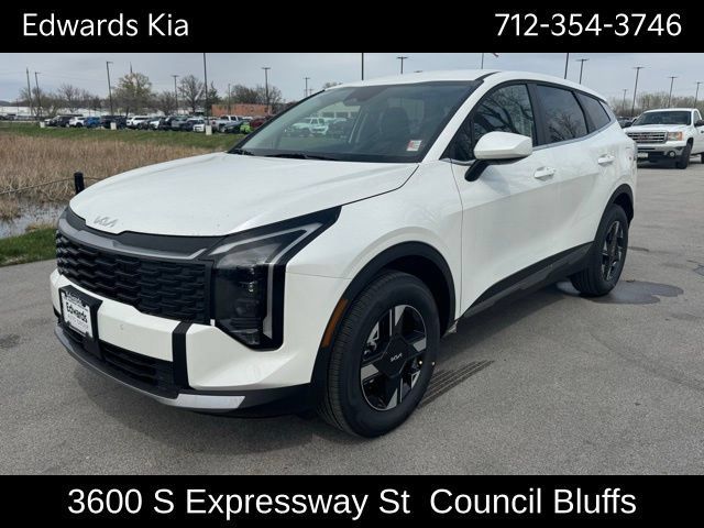 New 2026 Kia Sportage LX AWD/4WD image 1