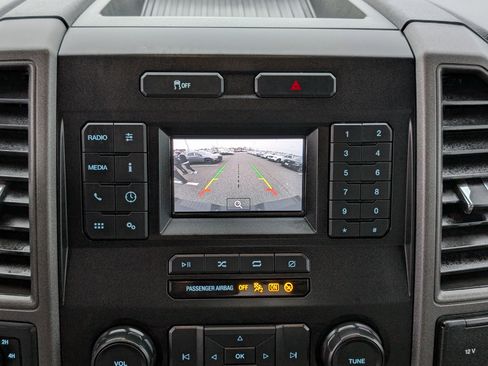 Certified 2020 Ford F250 XL w/ Power Equipment Group image 23