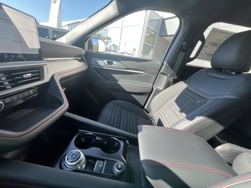 New 2026 Ford Explorer ST-Line w/ Premium Package RWD image 18