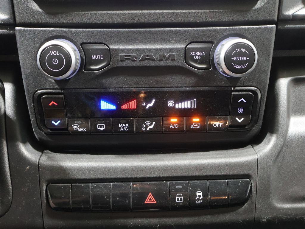 Used 2023 RAM ProMaster 3500 w/ Safety Group FWD image 23