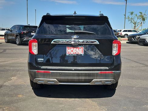 Used 2023 Ford Explorer XLT w/ Equipment Group 202A RWD image 6