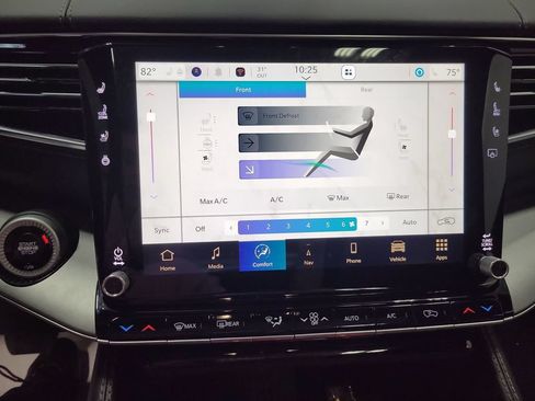 New 2026 Jeep Grand Wagoneer Limited AWD/4WD image 26
