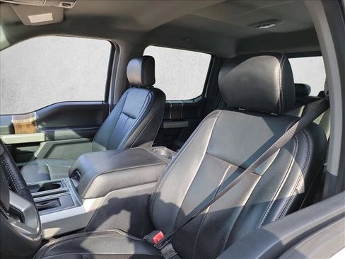 Used 2020 Ford F150 Lariat RWD image 14