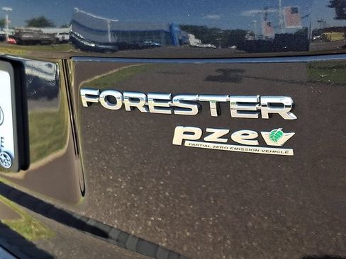 Used 2016 Subaru Forester 2.5i Limited AWD/4WD image 31