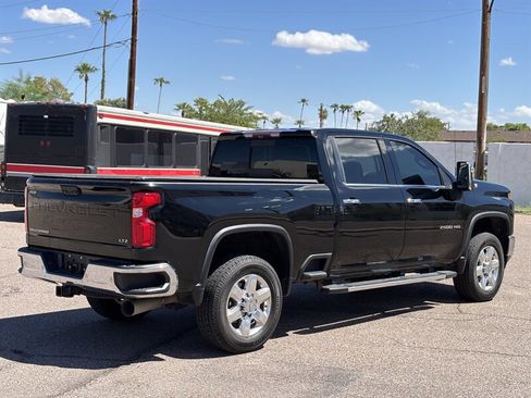 Used 2020 Chevrolet Silverado 2500 LTZ w/ LTZ Premium Package image 4