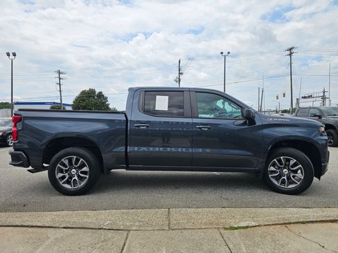 Used 2020 Chevrolet Silverado 1500 RST w/ RST Value Package RWD image 6