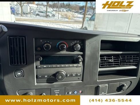 Used 2025 GMC Savana 3500 w/ Power Convenience Package RWD image 12