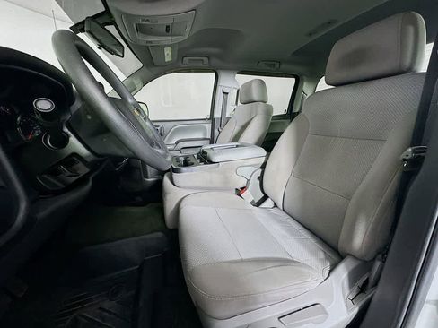 Used 2018 Chevrolet Silverado 1500 Custom w/ LPO, Street Package image 12