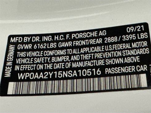 Used 2022 Porsche Taycan image 28