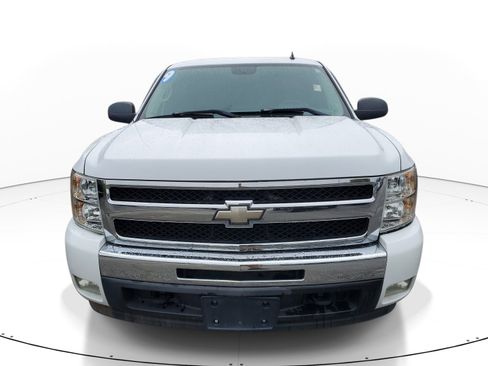 Used 2009 Chevrolet Silverado 1500 LT w/ Power Pack Plus RWD image 2