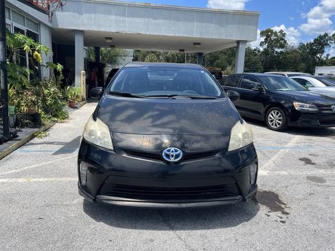 Used 2012 Toyota Prius Three FWD image 2