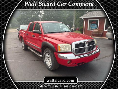 Used 2005 Dodge Dakota Laramie AWD/4WD image 1