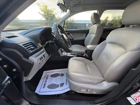 Used 2014 Subaru Forester 2.5i Touring AWD/4WD image 11