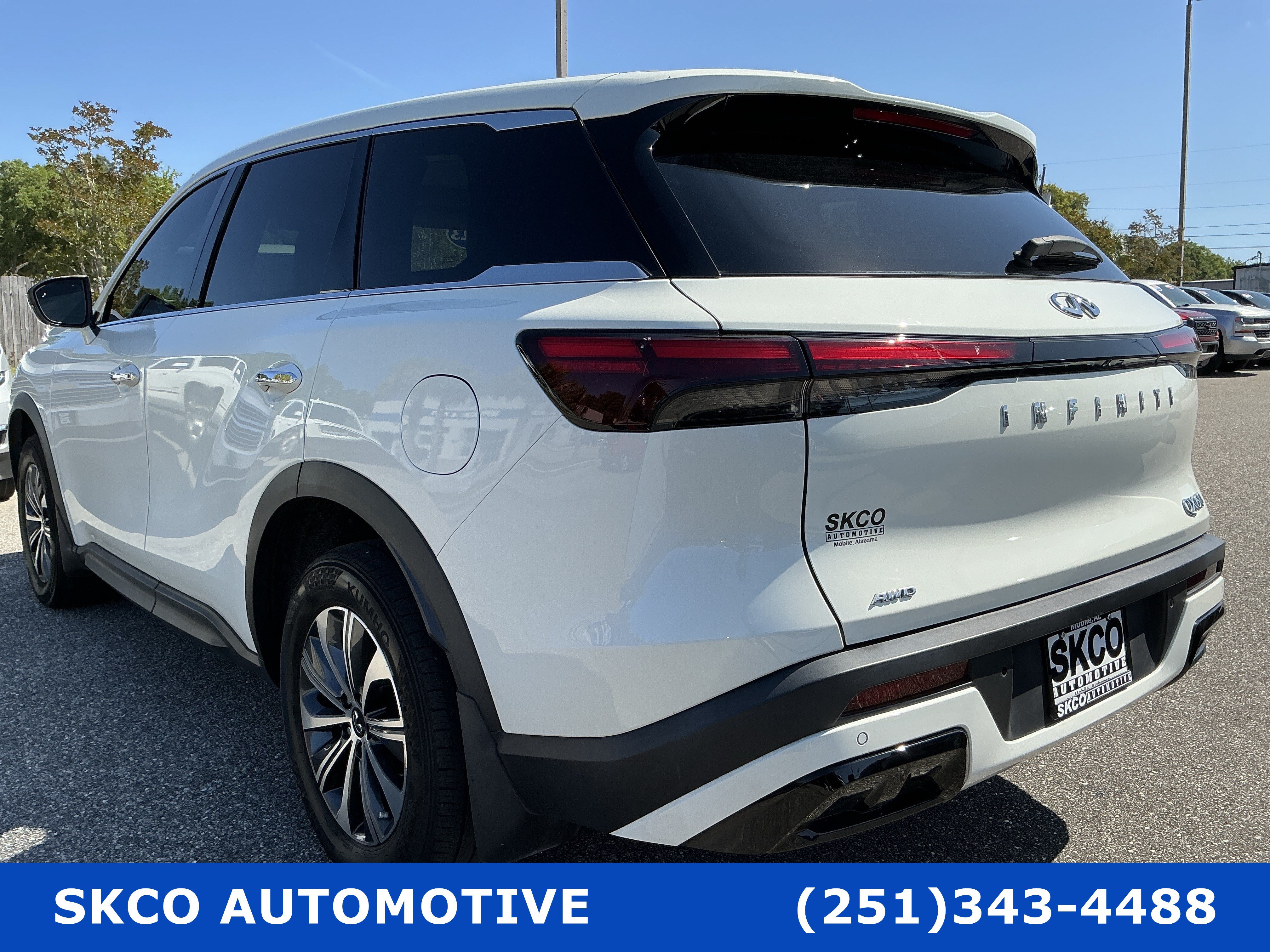 Used 2023 INFINITI QX60 Pure FWD image 3