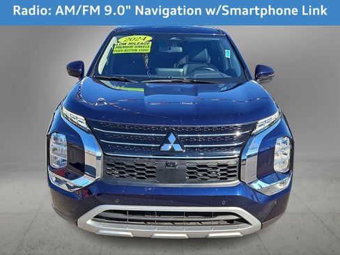 Used 2024 Mitsubishi Outlander SE image 5