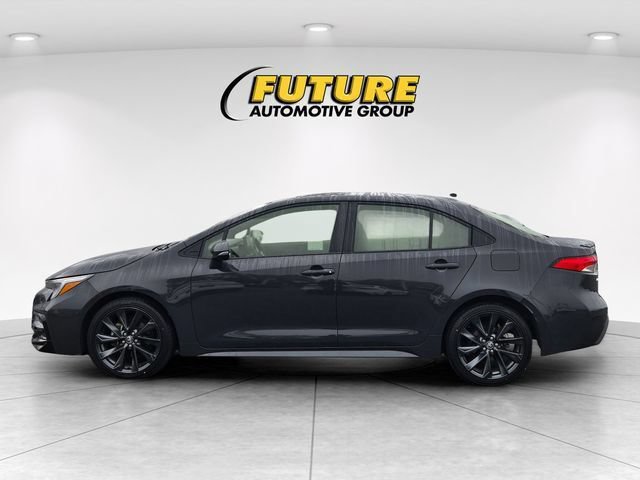 Certified 2024 Toyota Corolla SE w/ SE Package FWD image 9