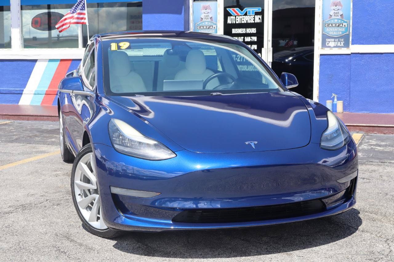 Used 2019 Tesla Model 3 Performance AWD/4WD image 2
