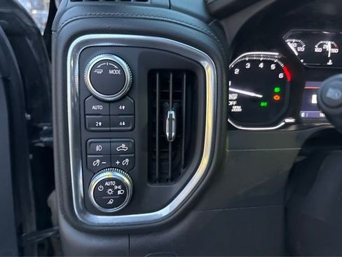 Used 2020 GMC Sierra 1500 SLT w/ SLT Premium Plus Package image 17