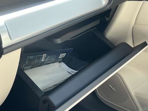 Certified 2023 Mercedes-Benz EQB 300 4MATIC image 38