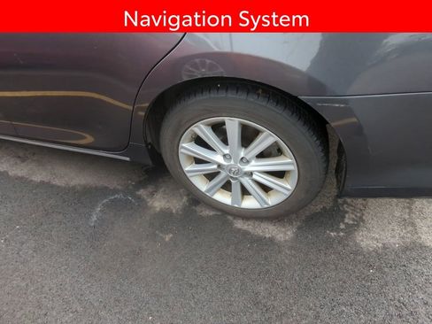 Used 2013 Toyota Camry XLE w/ Leather Pkg image 5