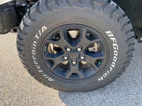 Used 2021 Jeep Wrangler Unlimited Sport image 2