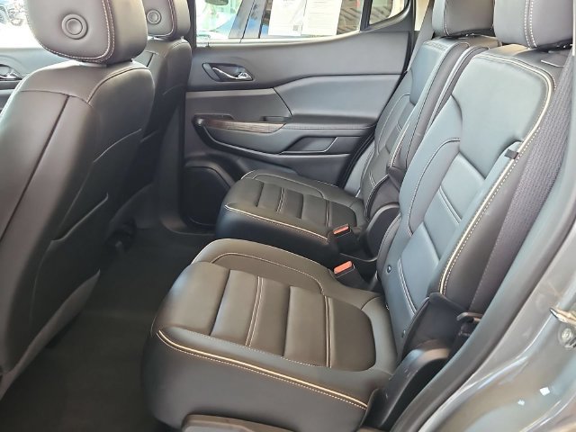 Certified 2023 GMC Acadia Denali w/ Denali Ultimate Package FWD image 26