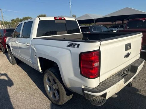 Used 2018 Chevrolet Silverado 1500 LT w/ Texas Edition AWD/4WD image 7