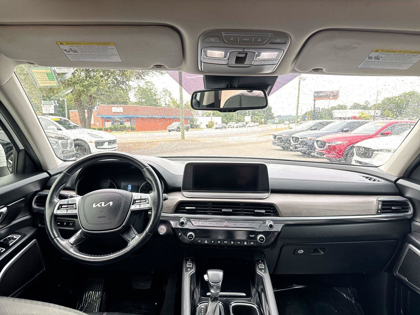 Used 2022 Kia Telluride EX w/ EX Premium Package AWD/4WD image 2