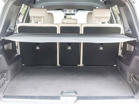 Used 2025 Mercedes-Benz GLB 250 4MATIC image 25