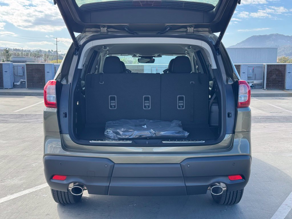 New 2027 Subaru Ascent Premium AWD/4WD image 21