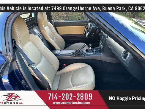 Used 2010 MAZDA MX-5 Miata Grand Touring w/ Premium Pkg RWD image 19