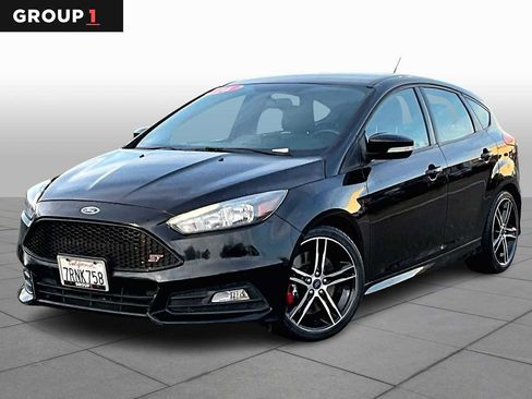 Used 2016 Ford Focus ST image 1