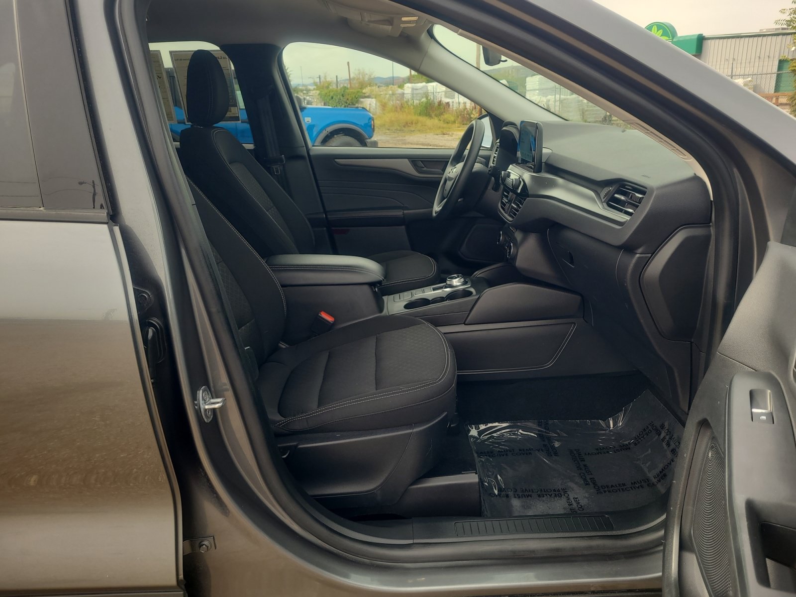Used 2025 Ford Escape Active AWD/4WD image 19